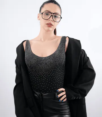 Taş Detaylı Askılı Bodysuit
