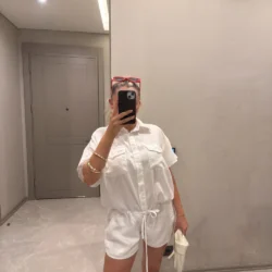 Beyaz Şortlu Gömlek Tulum ön görünüm